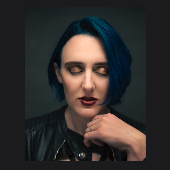 Steffanie Holmes bio photo