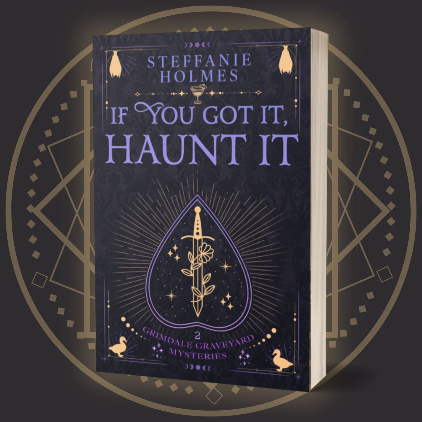 If You've Got It, Haunt It: Luxe paperback
