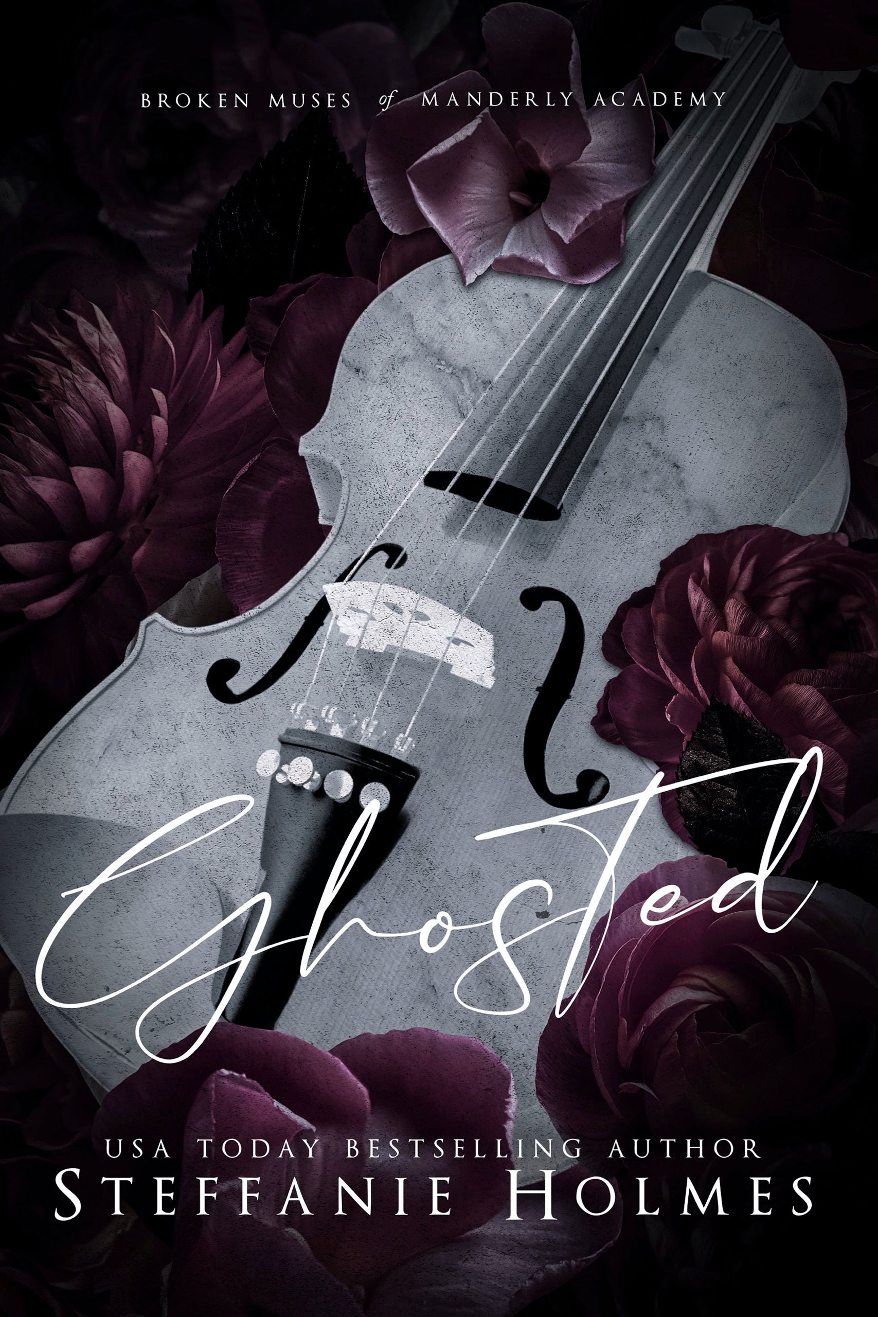 Book cover titled 'Ghosted' by Steffanie Holmes